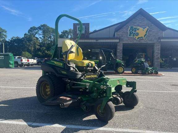 2024 John Deere Z920M Equipment Image0