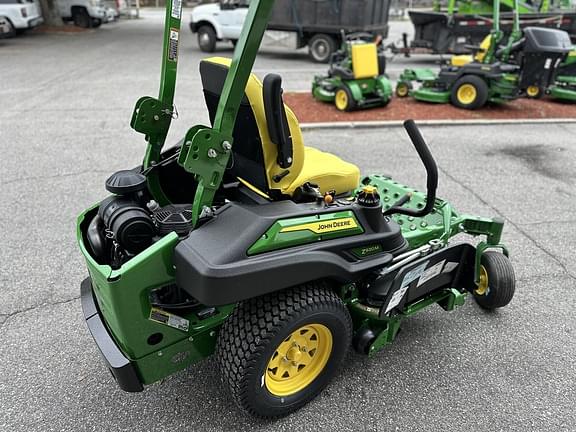 Image of John Deere Z920M equipment image 3