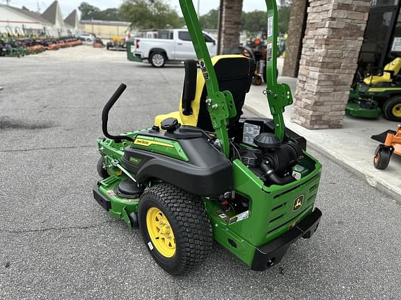 Image of John Deere Z920M equipment image 4