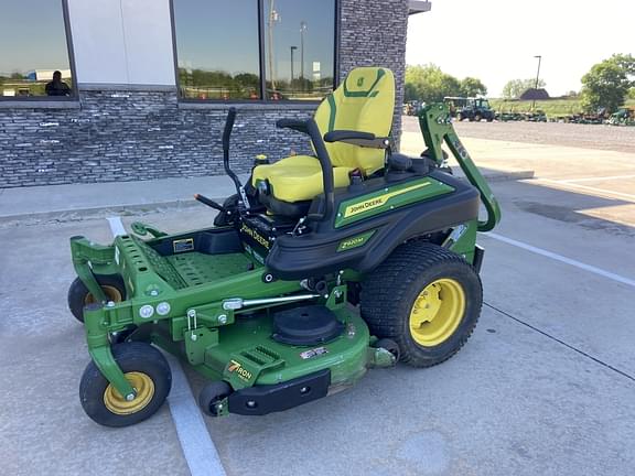 Image of John Deere Z920M equipment image 3