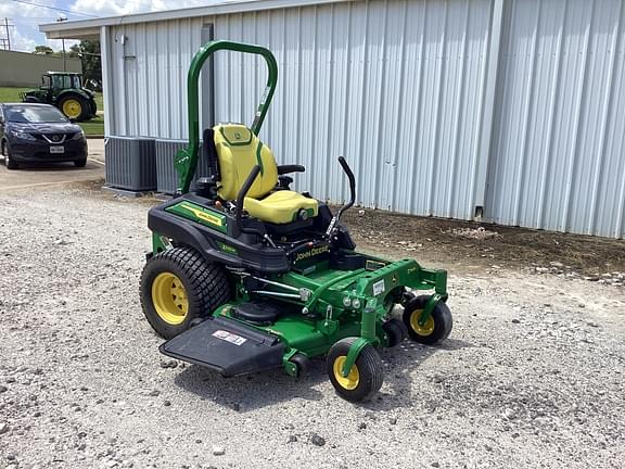 Image of John Deere Z920M equipment image 4