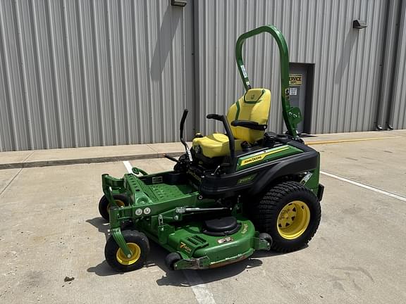 Image of John Deere Z920M equipment image 1