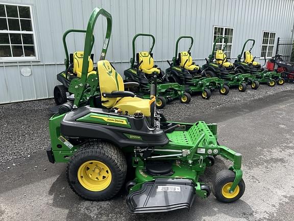 Image of John Deere Z920M equipment image 1