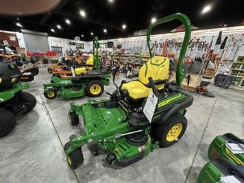 Main image John Deere Z920M