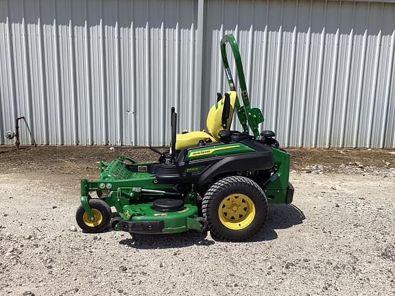 Image of John Deere Z920M equipment image 1