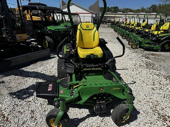 Image of John Deere Z920M equipment image 1