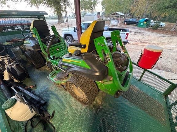 Image of John Deere Z920M equipment image 3