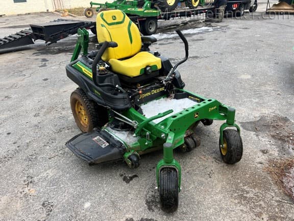 Image of John Deere Z920M equipment image 1