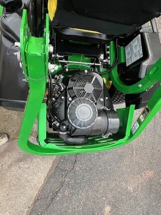 Image of John Deere Z920M equipment image 4