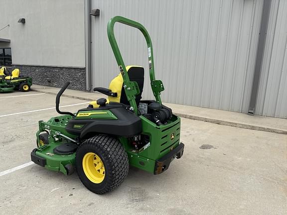 Image of John Deere Z920M equipment image 4