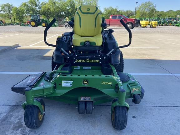 Image of John Deere Z920M equipment image 4