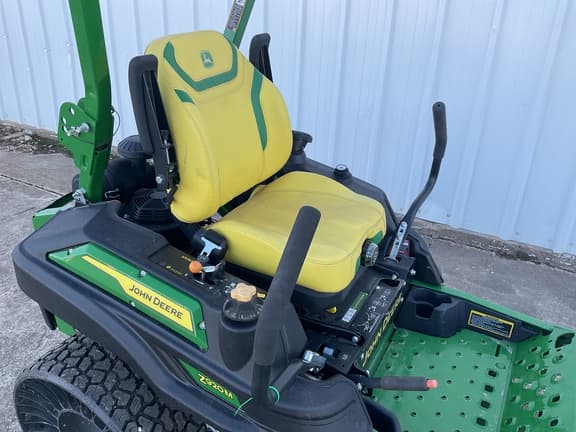 Image of John Deere Z920M equipment image 4