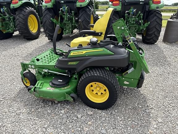 Image of John Deere Z920M equipment image 3
