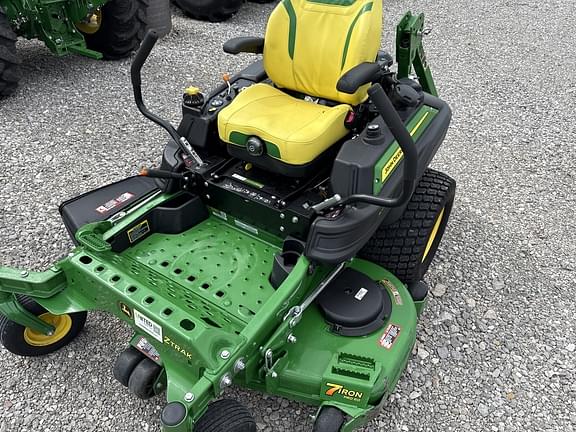 Image of John Deere Z920M equipment image 4