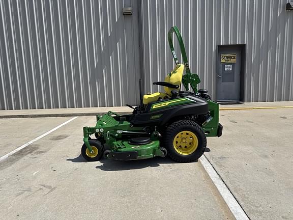 Image of John Deere Z920M equipment image 1