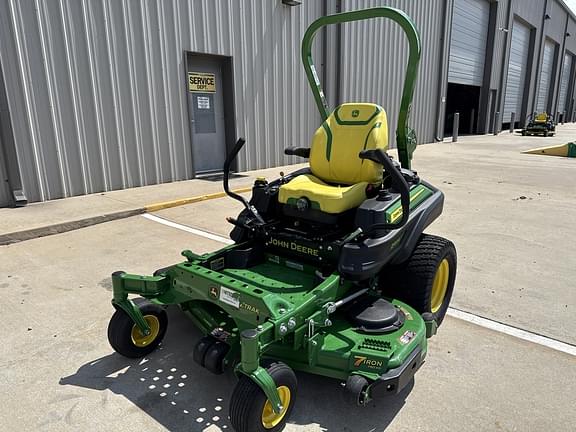 Image of John Deere Z920M equipment image 4
