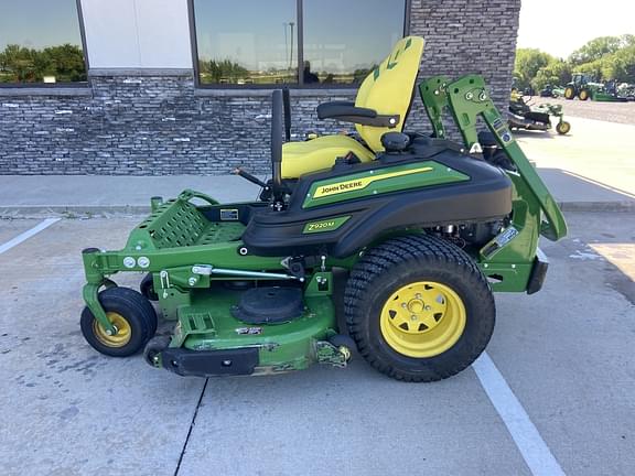 Image of John Deere Z920M Primary image