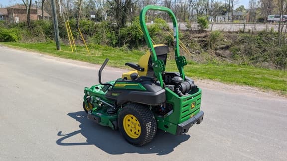 Image of John Deere Z920M equipment image 4
