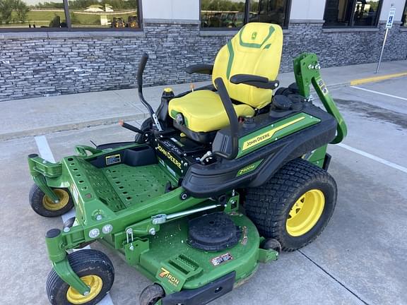 Image of John Deere Z920M equipment image 4