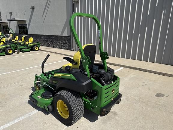 Image of John Deere Z920M equipment image 4