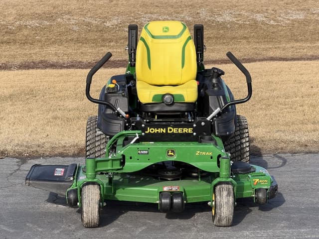 Image of John Deere Z930M equipment image 4