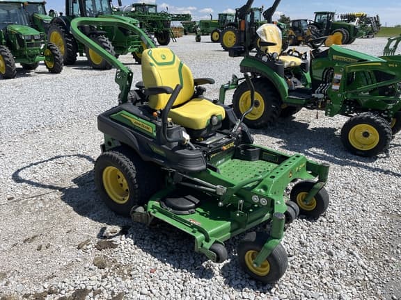 Image of John Deere Z930M equipment image 1