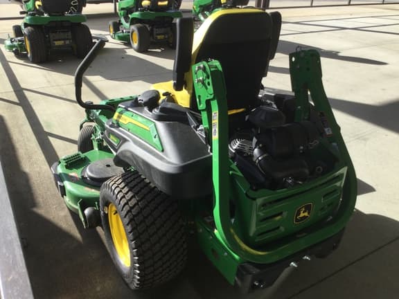 Image of John Deere Z930M equipment image 2