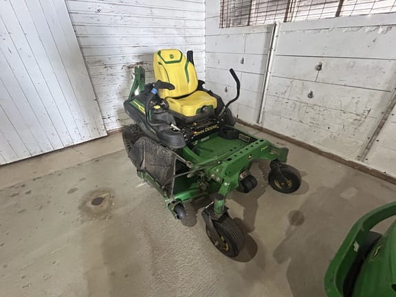 2024 John Deere Z930M Equipment Image0