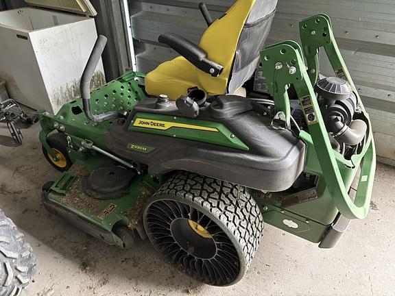 Image of John Deere Z930M equipment image 2
