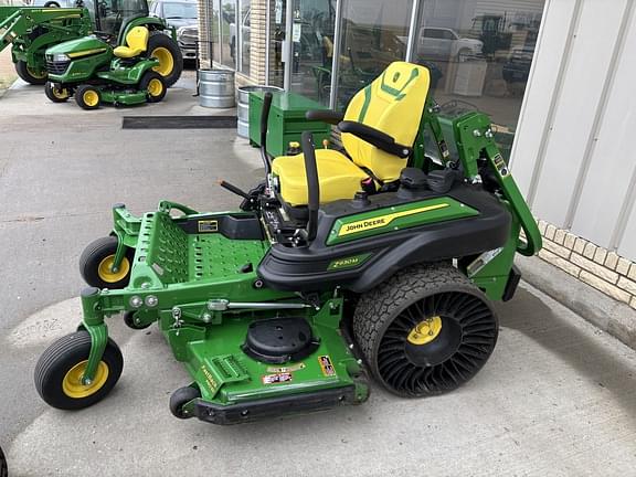 Image of John Deere Z930M equipment image 2
