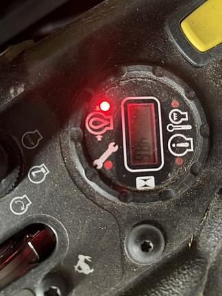 Image of John Deere Z930M equipment image 4