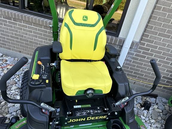 Image of John Deere Z930M equipment image 3