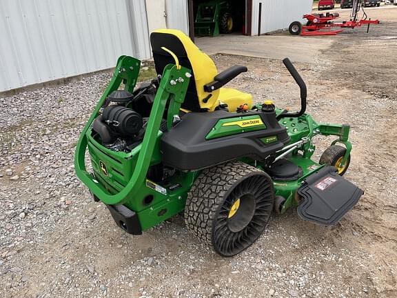 Image of John Deere Z930M equipment image 2