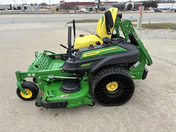 Image of John Deere Z930M Primary image