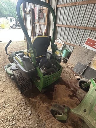 Image of John Deere Z930M equipment image 3