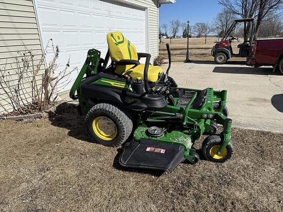 Image of John Deere Z930M equipment image 4