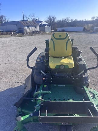Image of John Deere Z930M Image 1