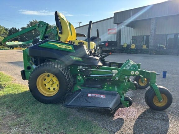2024 John Deere Z930M Equipment Image0