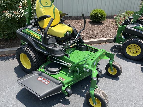 Image of John Deere Z930M equipment image 1