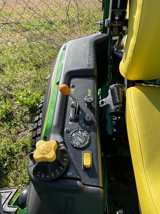 Image of John Deere Z930M equipment image 1