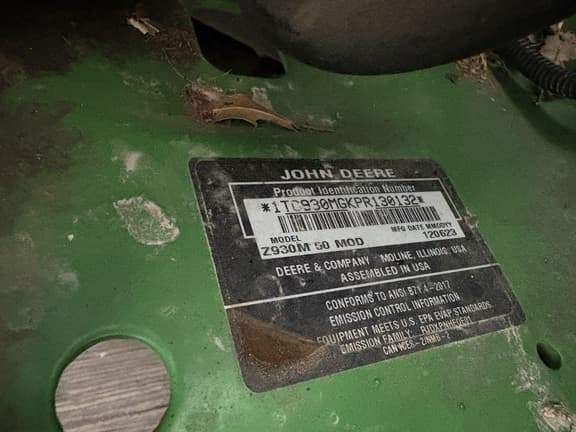 Image of John Deere Z930M equipment image 4