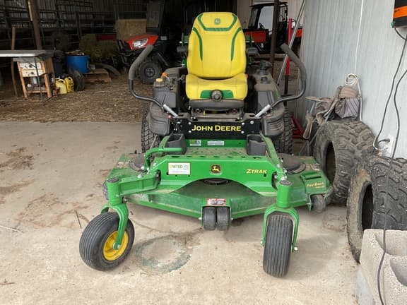 Image of John Deere Z930M equipment image 4
