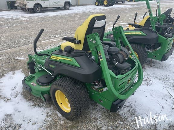 Image of John Deere Z930M equipment image 4