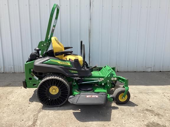 Image of John Deere Z930M equipment image 3