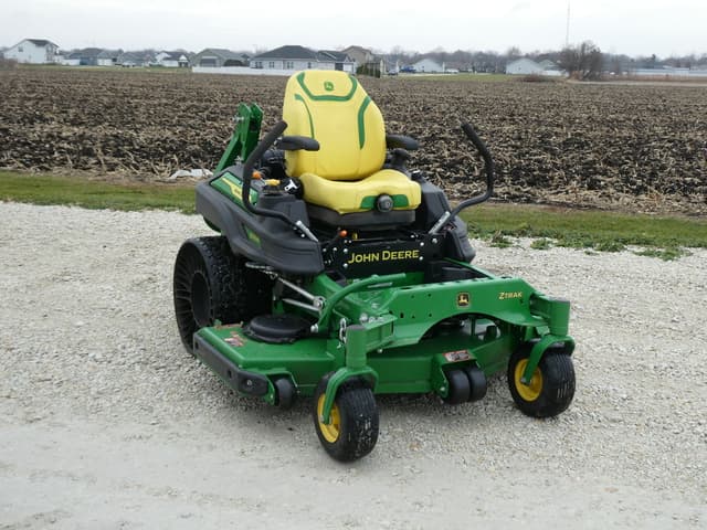 Image of John Deere Z930M equipment image 1