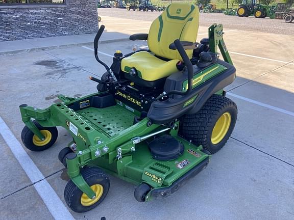Image of John Deere Z930M equipment image 4