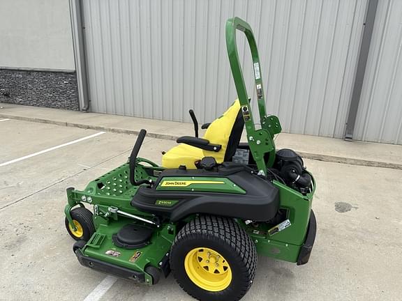 Image of John Deere Z930M equipment image 4