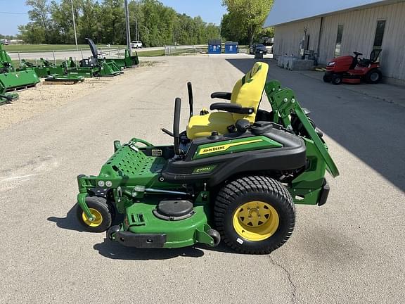 Image of John Deere Z930M equipment image 1