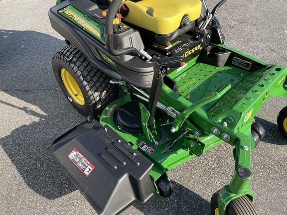 Image of John Deere Z930M equipment image 3