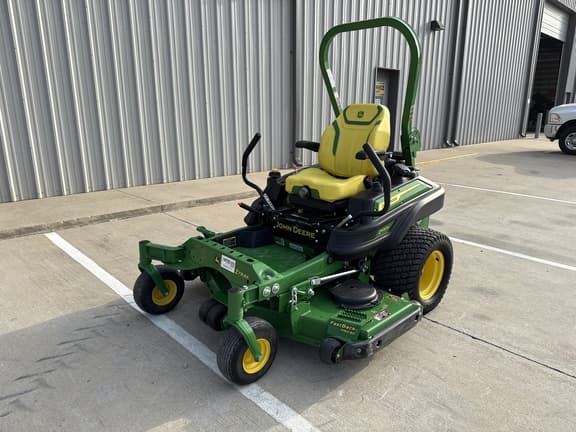 Image of John Deere Z930M equipment image 4